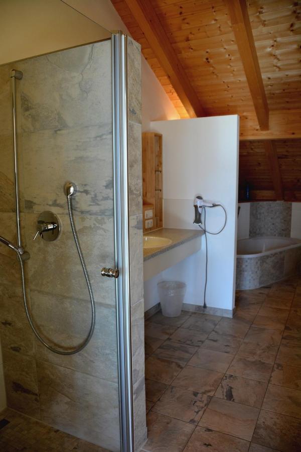 Gaestehaus Wild-Schuetz ชวานเกา ภายนอก รูปภาพ